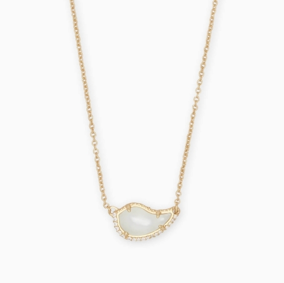 Kendra Scott Jewelry - Kendra Scott Tansy Pendant Necklace